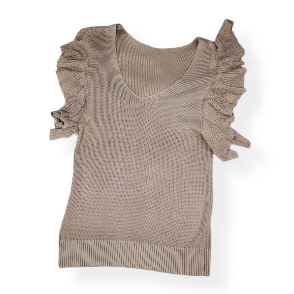 Nude thick knit V neck with ruffled shoulders - Picture 3 of 4